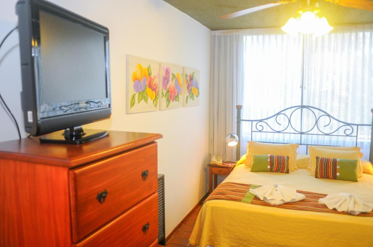 Hotel Costa Azul Cassaffousth Eksteriør billede